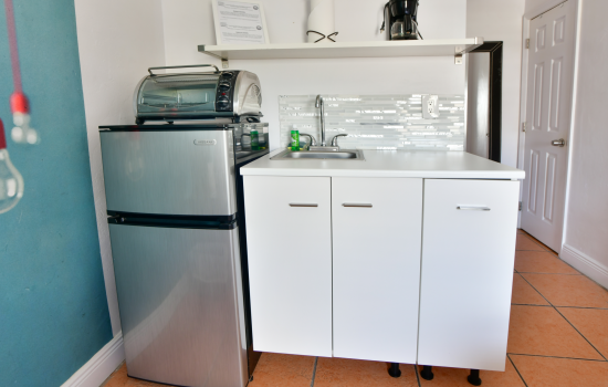 Well-Equipped Kitchenette